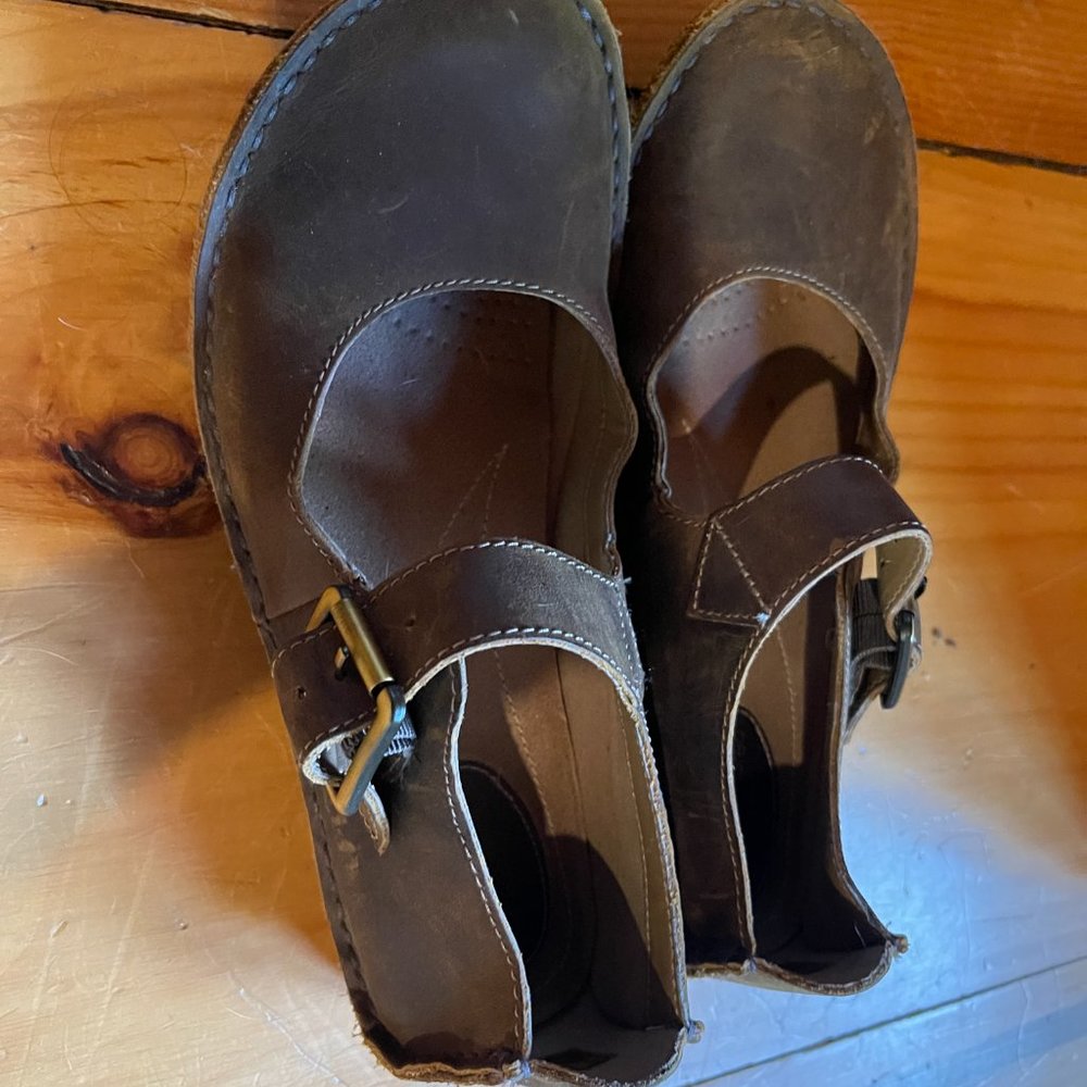 Clark's Mary Jane Shoes